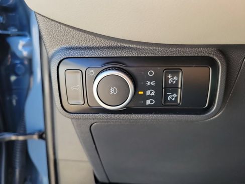 Used 2025 Ford Explorer Active w/ Active Comfort Package AWD/4WD image 12