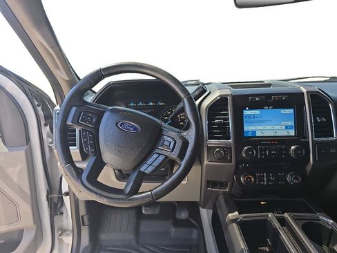 Used 2016 Ford F150 XLT w/ Equipment Group 302A Luxury AWD/4WD image 9
