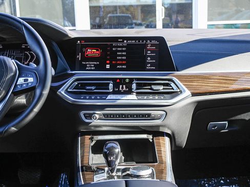 Used 2023 BMW X5 xDrive40i w/ Premium Package image 13