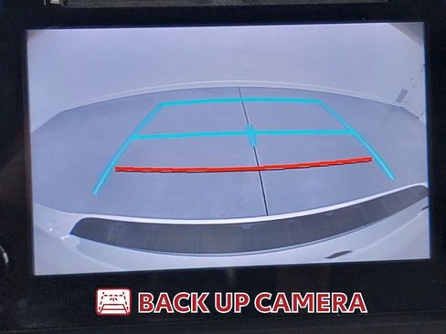 Used 2015 Toyota Sienna XLE FWD image 23