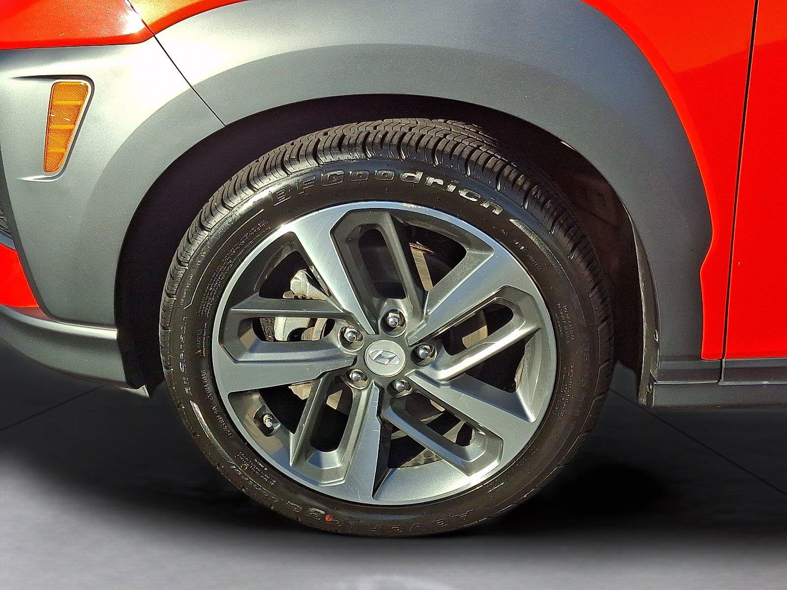Used 2020 Hyundai Kona Limited FWD image 28