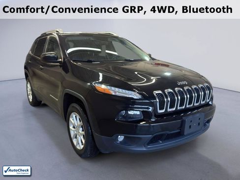 Used 2018 Jeep Cherokee Latitude Plus w/ Comfort/Convenience Group AWD/4WD image 1
