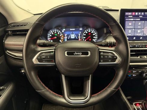 Used 2022 Jeep Compass Trailhawk w/ Sun and Sound Group image 29