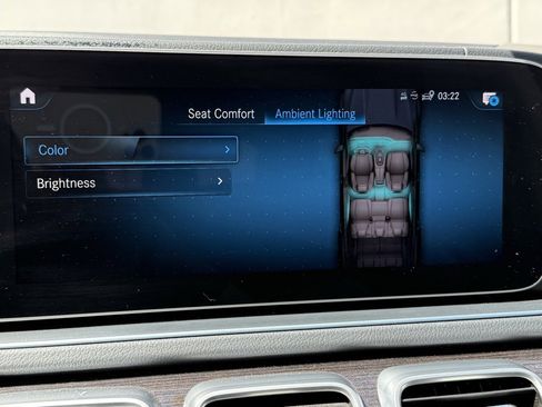 Used 2022 Mercedes-Benz GLS 450 4MATIC image 15