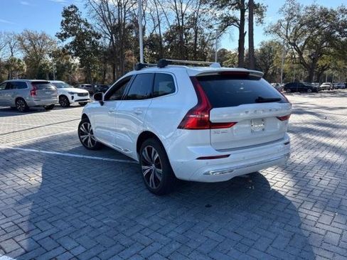 Certified 2023 Volvo XC60 B5 Plus w/ Protection Package Premier image 3