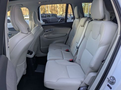 Used 2024 Volvo XC90 T8 Plus w/ Protection Package Premier image 29