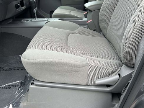 Used 2021 Nissan Frontier SV image 16