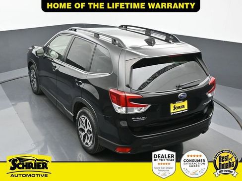 Used 2024 Subaru Forester Premium image 57