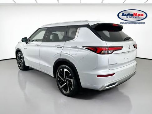 Used 2023 Mitsubishi Outlander SEL AWD/4WD image 8