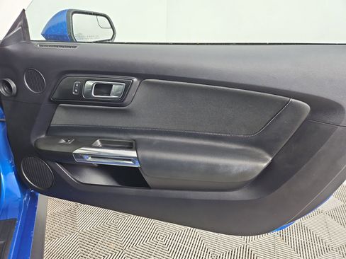 Used 2019 Ford Mustang Coupe w/ Equipment Group 101A RWD image 35