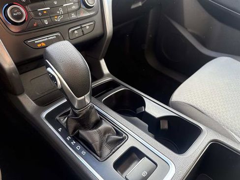 Certified 2018 Ford Escape SE image 26