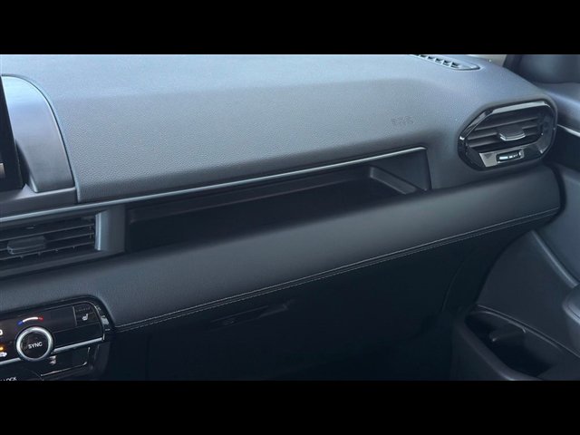 Certified 2025 Honda Pilot Touring image 28