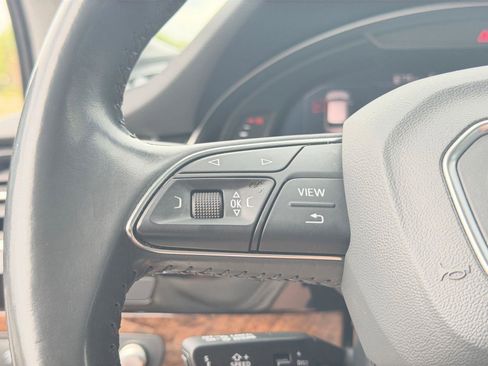 Used 2018 Audi Q7 3.0T Prestige AWD/4WD image 26