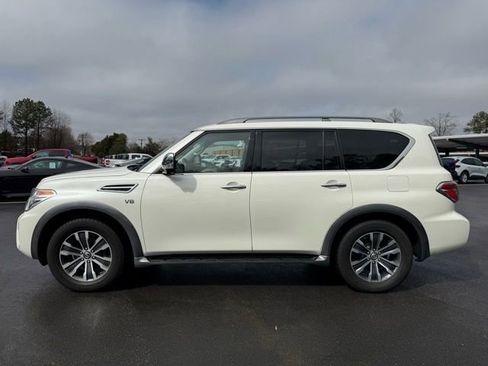 Used 2017 Nissan Armada SL w/ Moonroof Package image 2