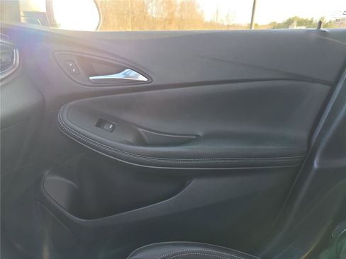 Used 2020 Buick Encore GX Preferred w/ Cold Weather Comfort Package image 23