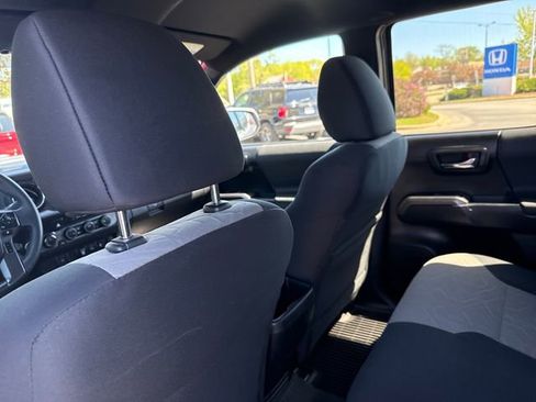 Used 2021 Toyota Tacoma TRD Sport w/ Blackout Package (TMS) AWD/4WD image 20