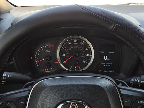 Used 2022 Toyota Corolla SE FWD image 17