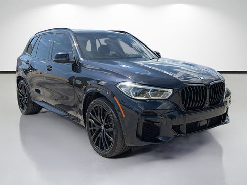 Used 2022 BMW X5 sDrive40i w/ M Sport Package RWD image 1