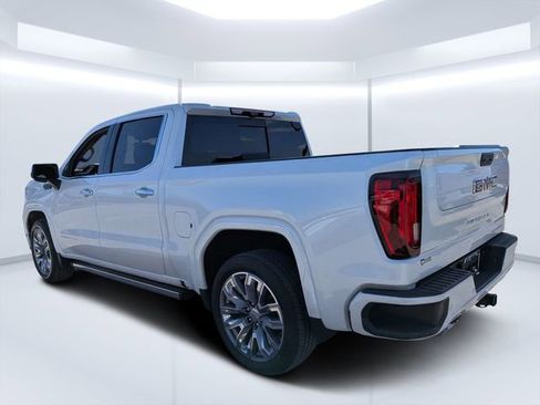Used 2022 GMC Sierra 1500 Denali w/ Denali Reserve Package AWD/4WD image 5