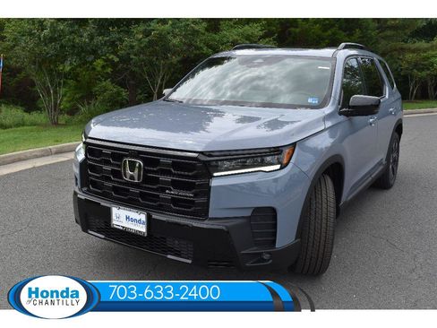 New 2026 Honda Pilot Black Edition image 3
