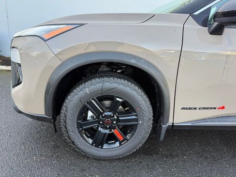 Used 2026 Nissan Rogue SV image 12