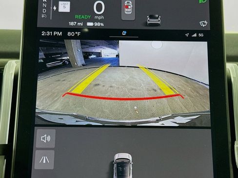 New 2026 Volvo EX30 Plus w/ Protection Package Premier image 13