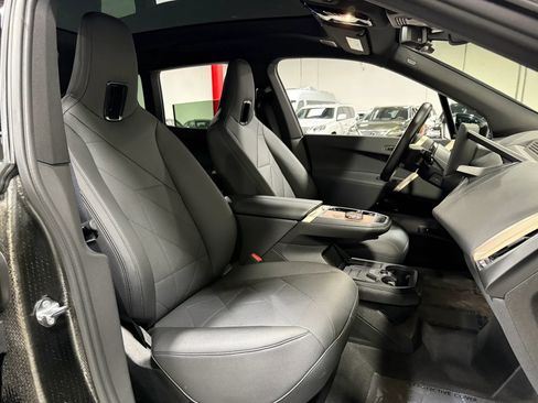 Used 2023 BMW iX M60 AWD/4WD image 44