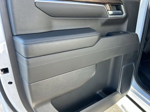 Used 2022 Chevrolet Silverado 1500 LT w/ All Star Edition Plus image 22