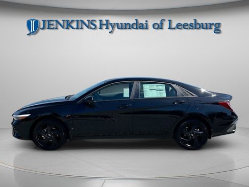 New 2026 Hyundai Elantra Sport image 11