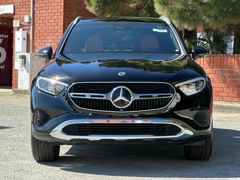 Used 2023 Mercedes-Benz GLC 300 image 9
