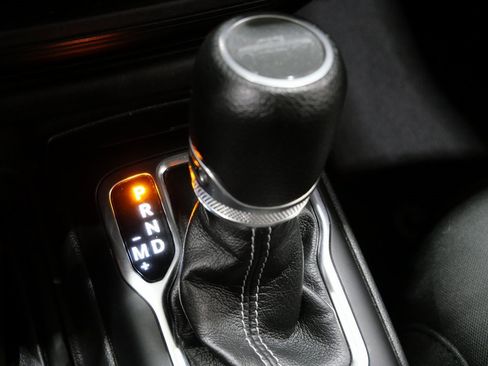 Used 2023 Jeep Gladiator Overland image 26