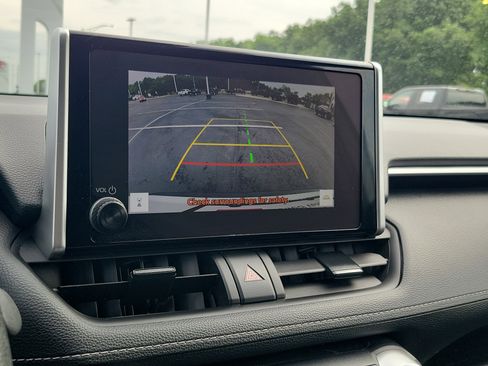 Certified 2025 Toyota RAV4 XLE AWD/4WD image 27