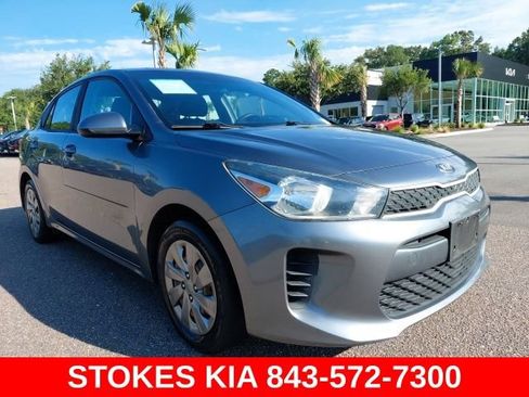 Used 2019 Kia Rio S FWD image 3
