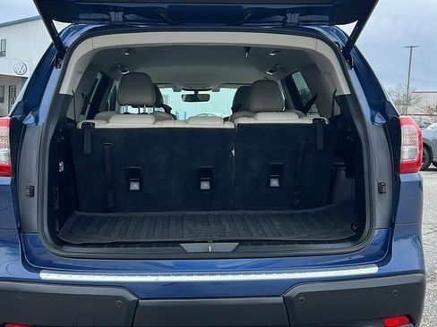 Used 2021 Subaru Ascent Premium w/ Convenience Package image 17