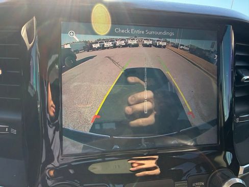 Used 2019 RAM 1500 Laramie image 20