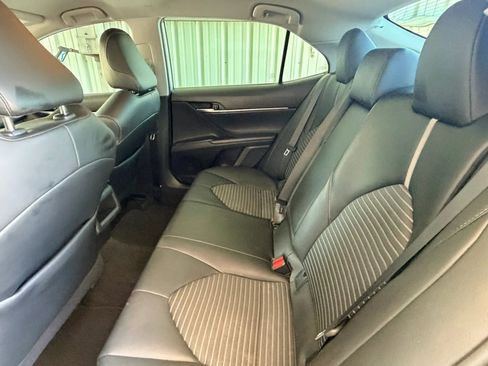 Used 2021 Toyota Camry SE FWD image 20