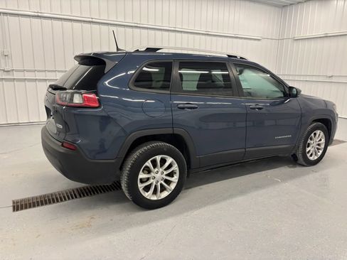 Used 2021 Jeep Cherokee Latitude FWD image 5
