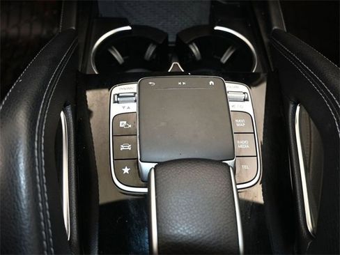 Used 2020 Mercedes-Benz GLE 350 image 16