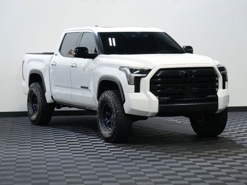 Used 2024 Toyota Tundra Limited image 5