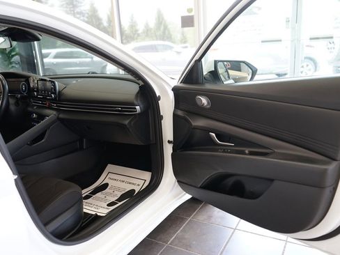 Used 2021 Hyundai Elantra SEL w/ Convenience Package FWD image 35