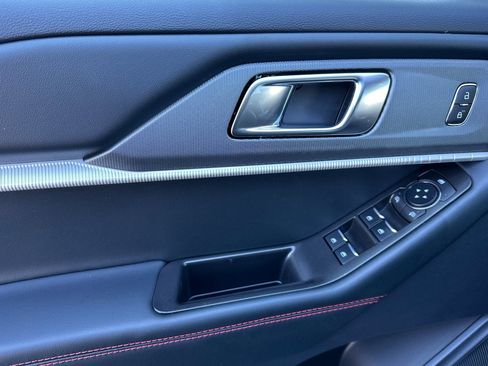 New 2026 Ford Explorer ST-Line image 12