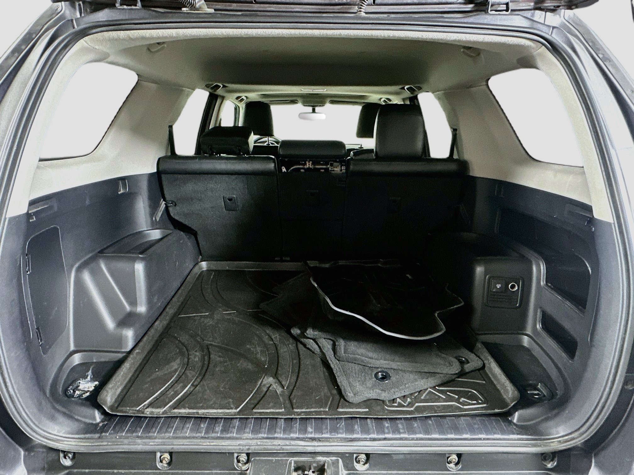 Used 2013 Toyota 4Runner SR5 w/ Premium Pkg RWD image 29