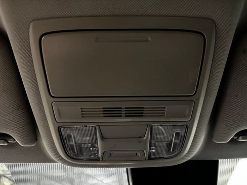 Used 2021 Honda Accord Hybrid image 23