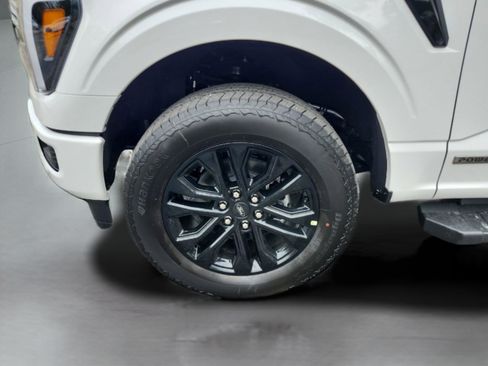 New 2025 Ford F150 Lariat w/ Equipment Group 502A High AWD/4WD image 31