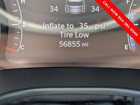 Used 2024 Jeep Compass Latitude image 30