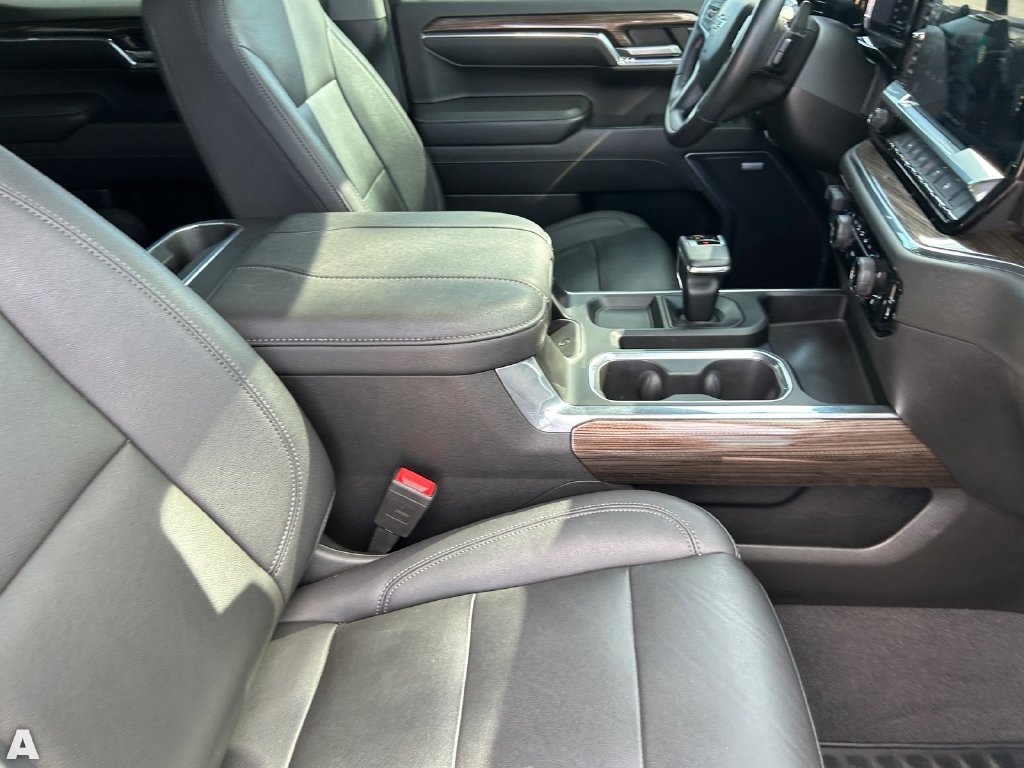 Used 2023 Chevrolet Silverado 1500 RST w/ Convenience Package II AWD/4WD image 11