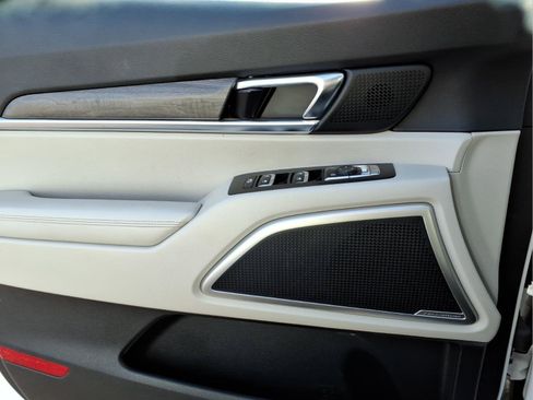 Used 2022 Kia Telluride EX image 18