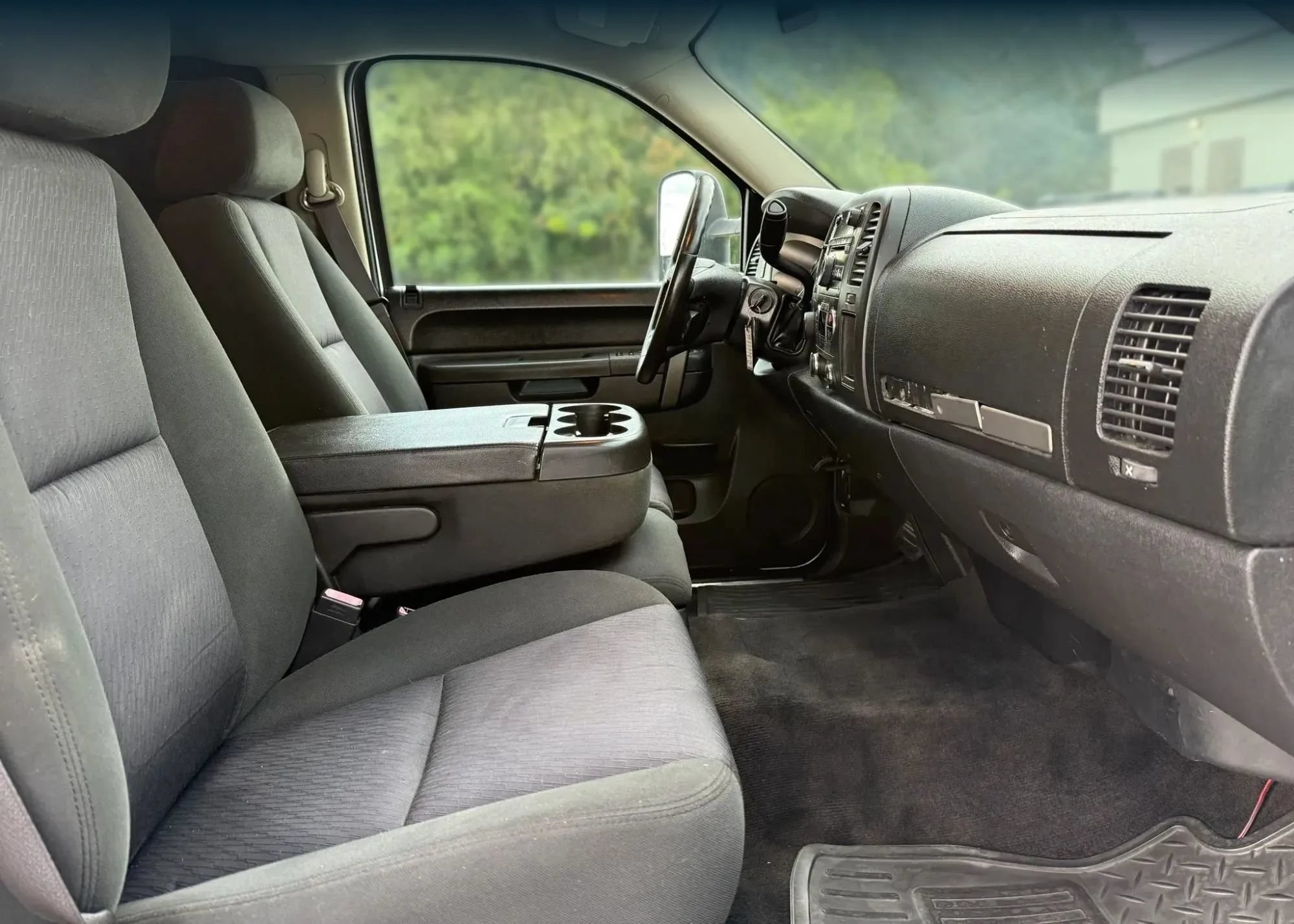 Used 2013 GMC Sierra 2500 SLE w/ HD SLE Premium Package AWD/4WD image 18