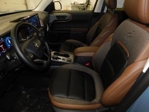 New 2025 Ford Bronco Sport Outer Banks w/ Outer Banks Tech Package+ AWD/4WD image 13