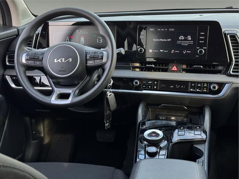 Used 2023 Kia Sportage LX image 20